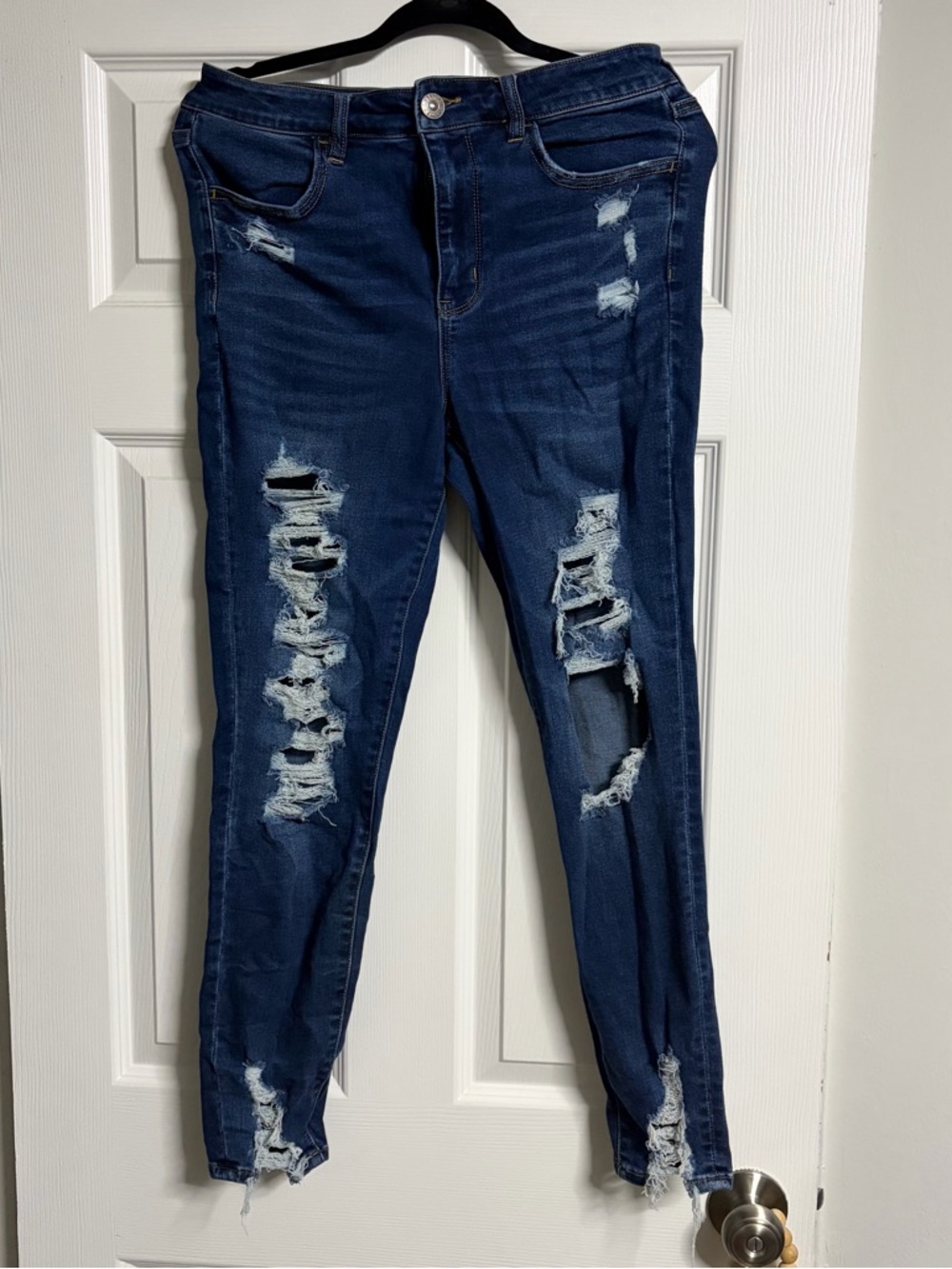 American Eagle Outfitters Dark Blue Distressed Skinny Jeans